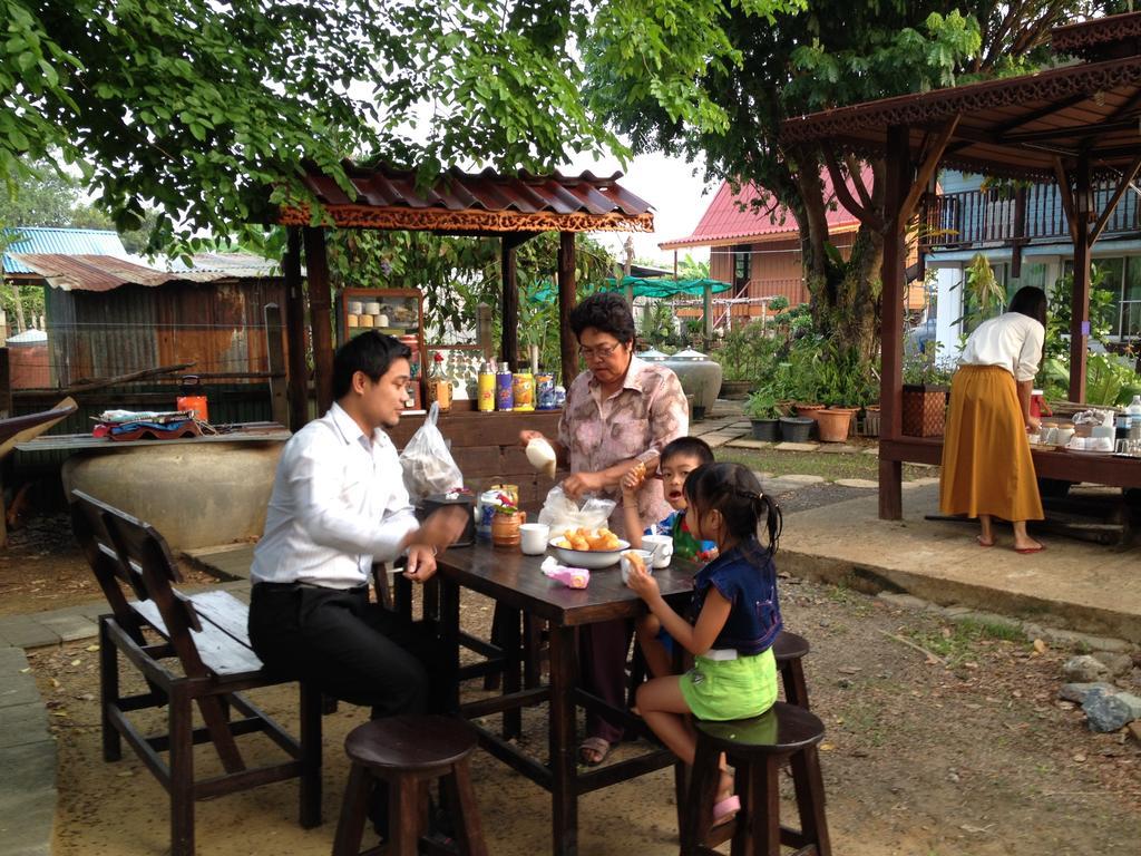 The Little Lopburi Village Eksteriør billede